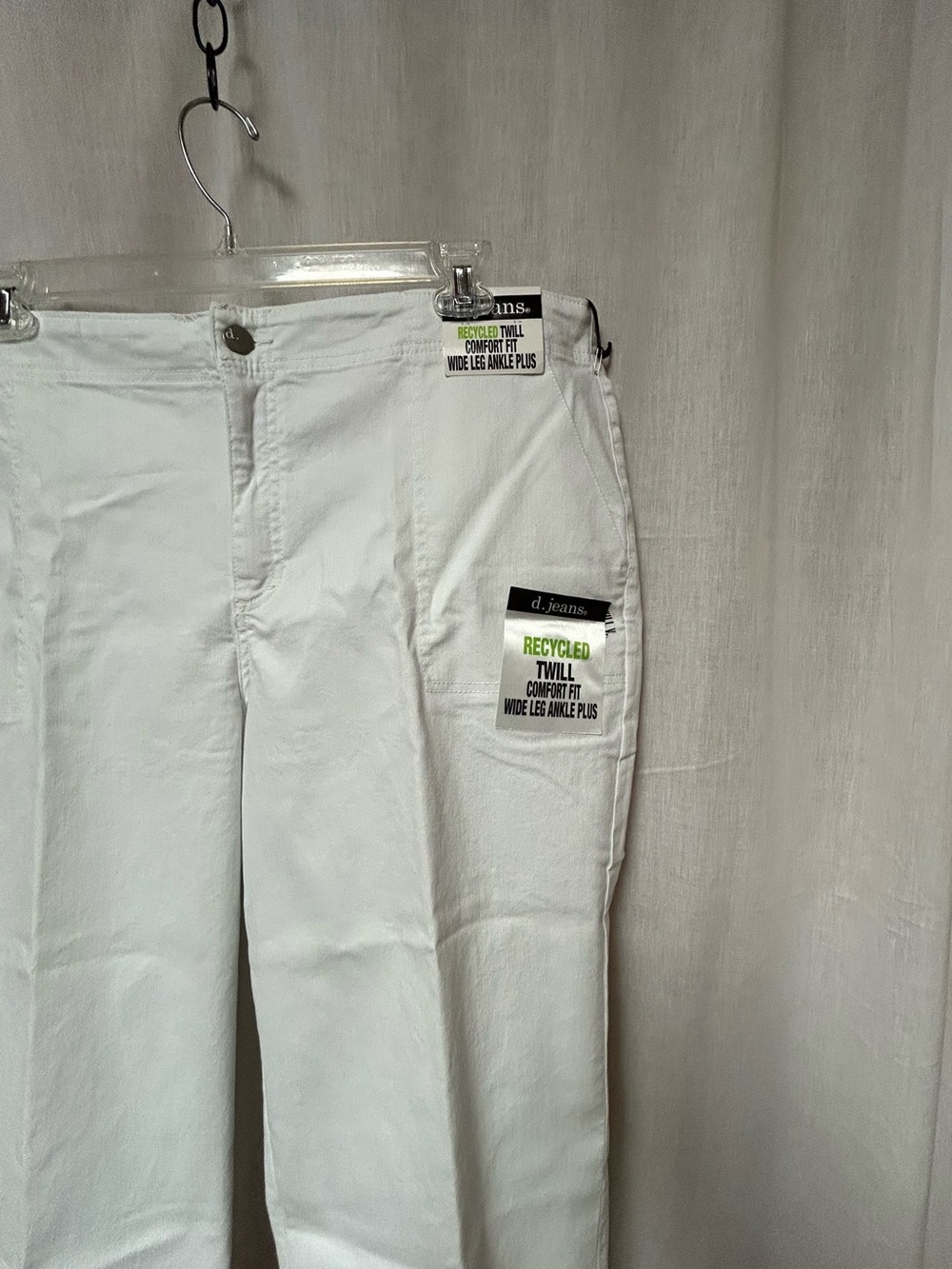 White denim twill women’s jeans size 22W wide leg NWT - Picture 2 of 7
